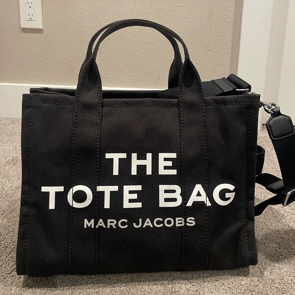 Marc Jacob’s the tote FIRM PRICE